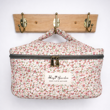 Vanilla Cotton Toiletry Bag Garden